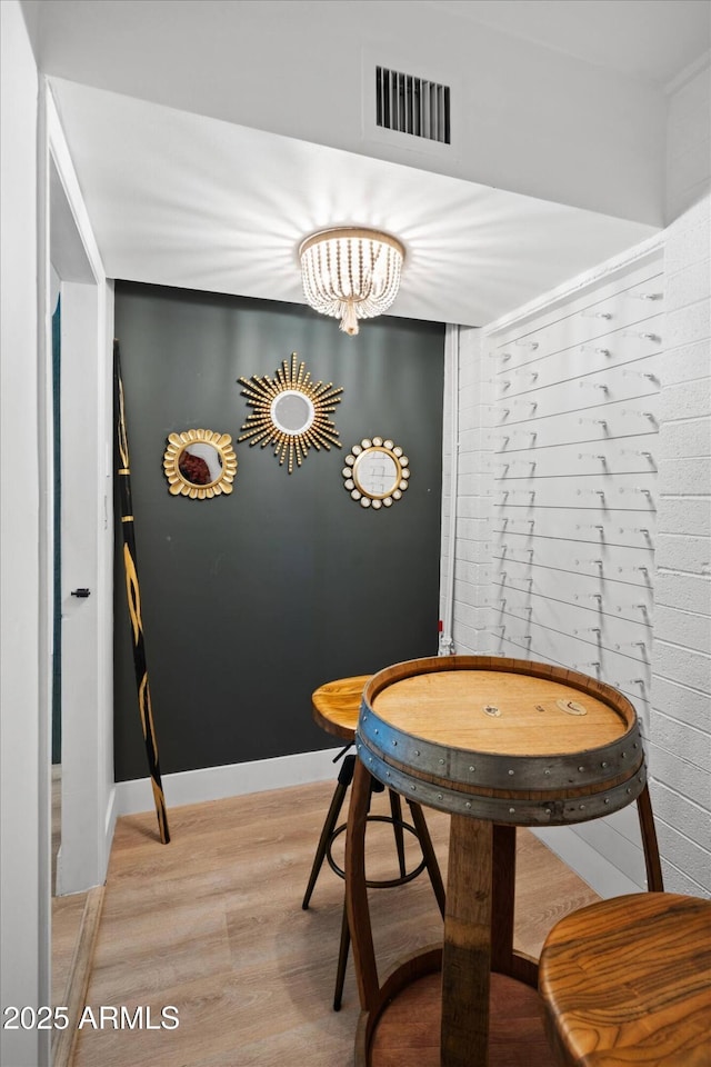 7508 N 13th Ave, Phoenix, AZ 85021 - dining room featuring light wood-style floors and baseboards