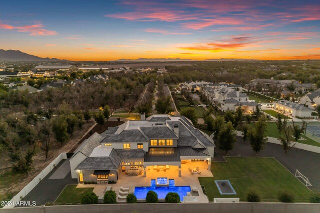 view of aerial view at dusk