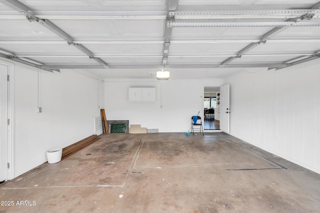 4910 E Shaw Butte Dr, Scottsdale, AZ 85254 - garage with a garage door opener