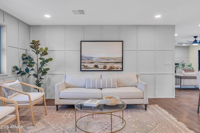 4910 E Shaw Butte Dr, Scottsdale, AZ 85254 - lobby with recessed lighting and a decorative wall