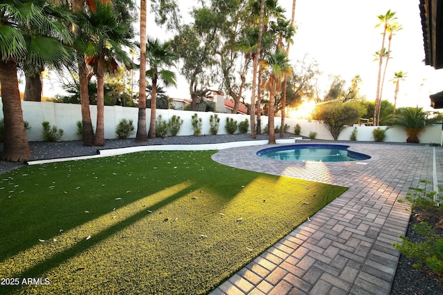 7724 E Charter Oak Rd, Scottsdale, AZ 85260 - view of swimming pool with a fenced backyard and a patio area