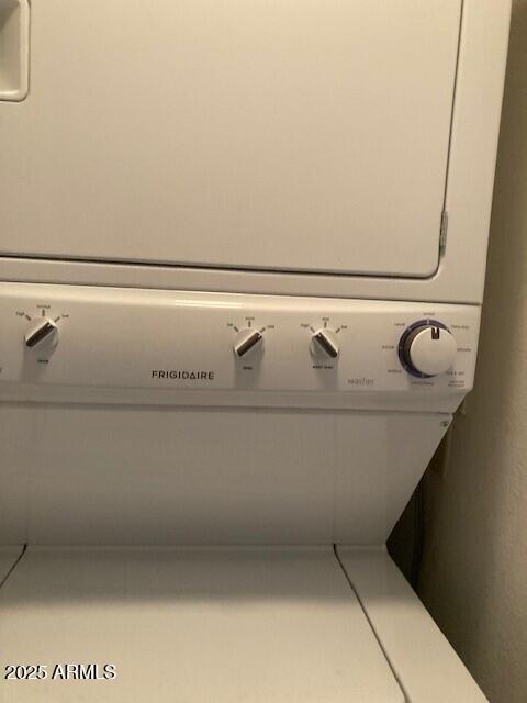 774 E Morningside Dr, Phoenix, AZ 85022 - laundry view of stacked washer / drying machine