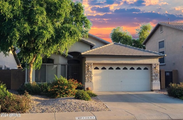 view of front facade featuring a garage