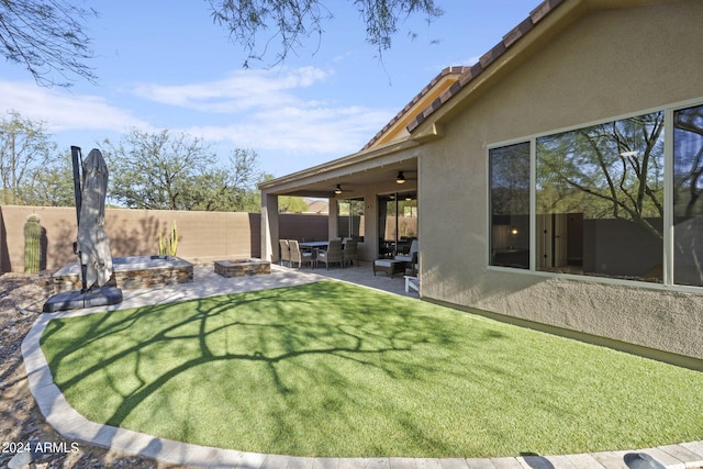 view of yard with a patio