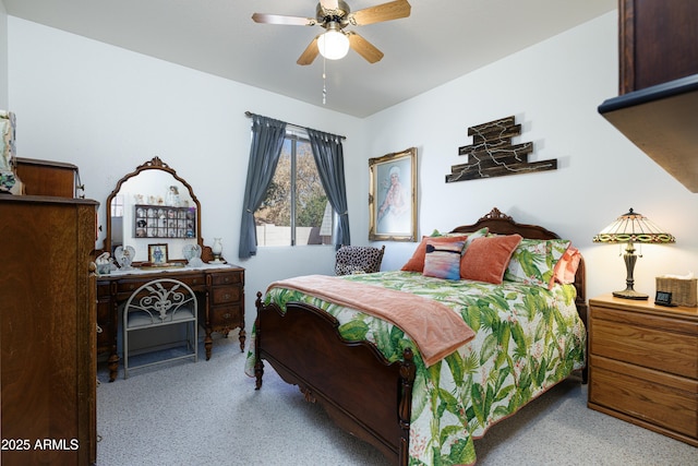 bedroom with a ceiling fan