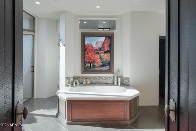 bathroom featuring a bathtub