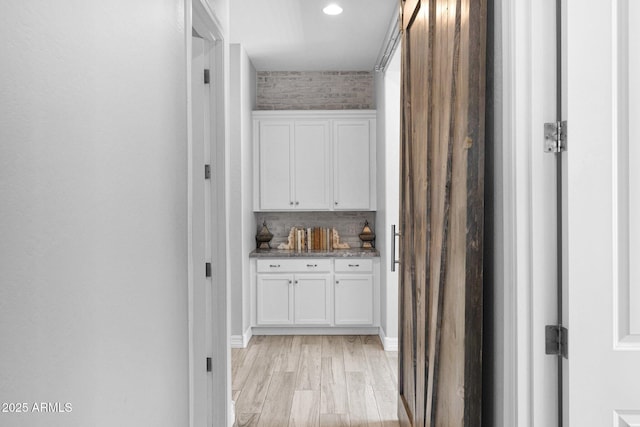 1167 E Knightsbridge Way, Gilbert, AZ 85297 - hall featuring recessed lighting, baseboards, and light wood-style flooring