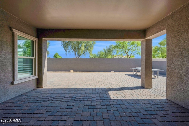 1167 E Knightsbridge Way, Gilbert, AZ 85297 - view of patio featuring fence