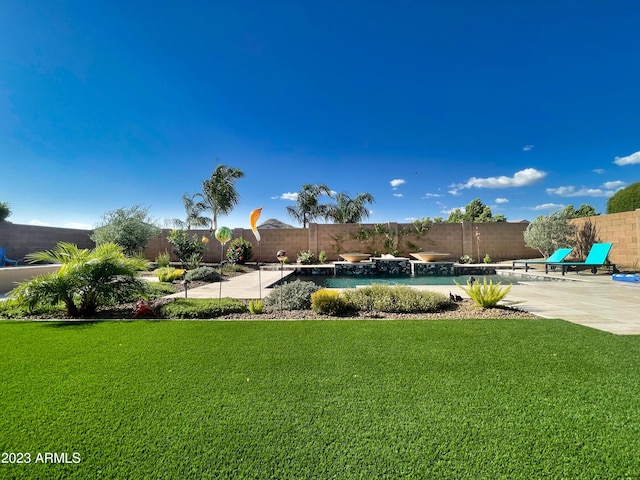 2308 E Dry Wood Rd, Phoenix, AZ 85024 - view of yard with a patio area