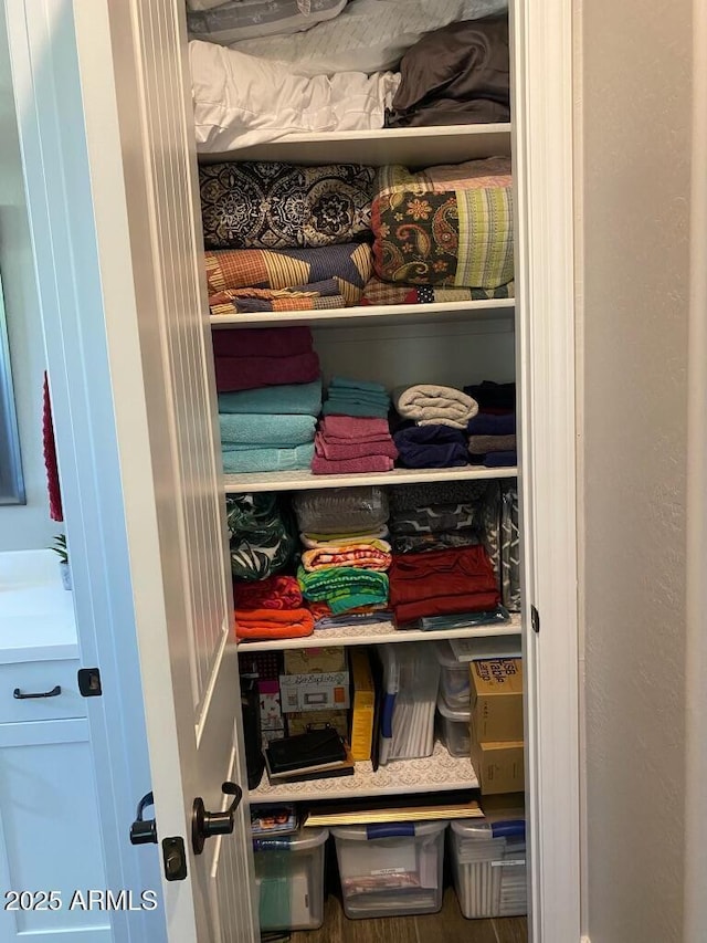 4114 Copperhead Dr, Wickenburg, AZ 85390 - closet with a sink