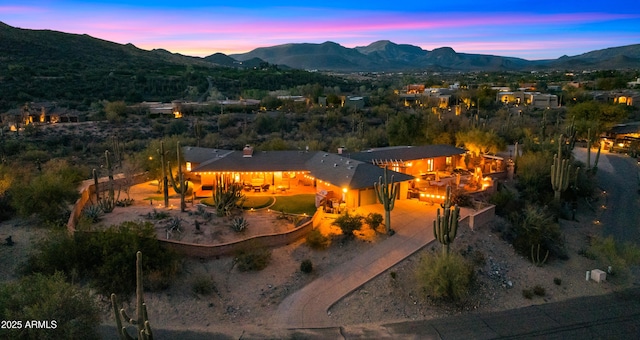 bird's eye view featuring a mountain view