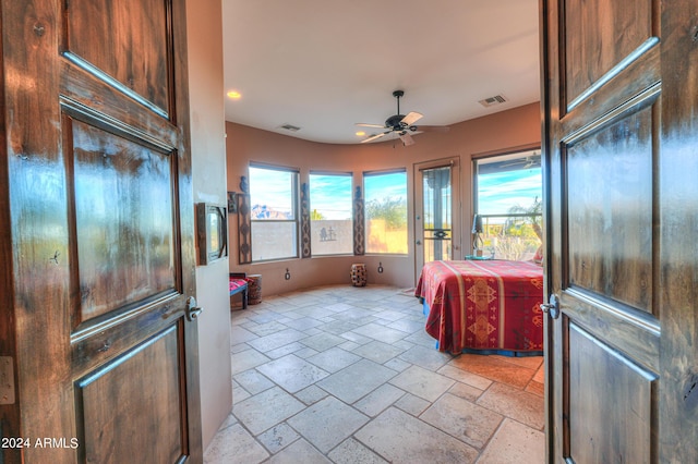 bedroom with ceiling fan