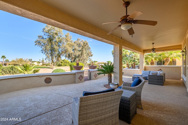 view of patio featuring ceiling fan and an outdoor hangout area