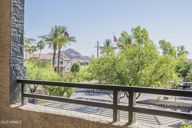 5345 E Van Buren St Unit 305, Phoenix, AZ 85008 - water view with a mountainous background