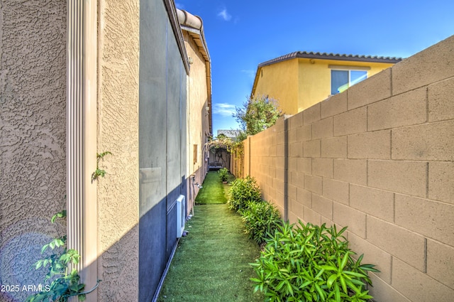 710 W Ardmore Rd, Phoenix, AZ 85041 - view of side of home featuring stucco siding