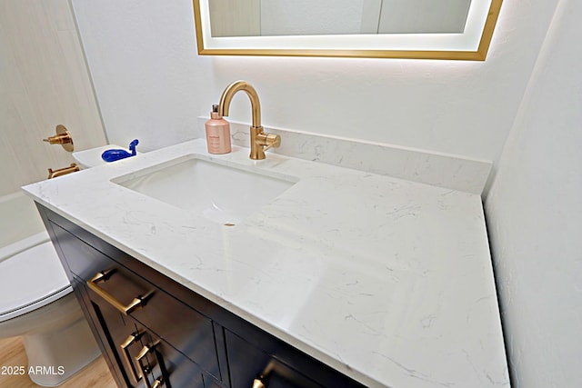4039 E Paradise Dr, Phoenix, AZ 85028 - bathroom with toilet and vanity