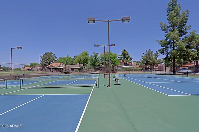 4039 E Paradise Dr, Phoenix, AZ 85028 - view of tennis court with community basketball court and fence