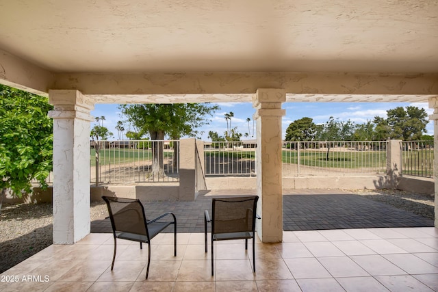 18818 N 95th Ave, Peoria, AZ 85382 - view of patio with fence
