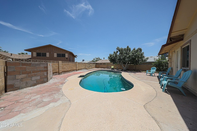 4623 W Solano Dr S S, Unit South, Glendale, AZ 85301 - view of pool with a patio and a fenced backyard