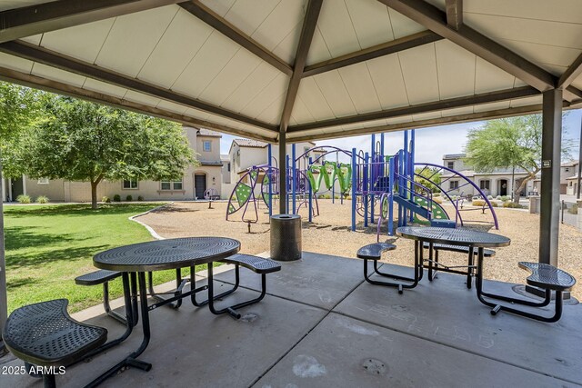 14881 W Ashland Ave, Goodyear, AZ 85395 - view of patio