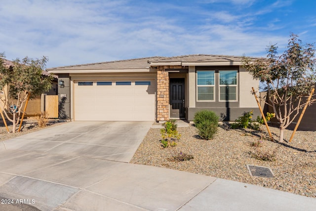 view of front facade featuring a garage