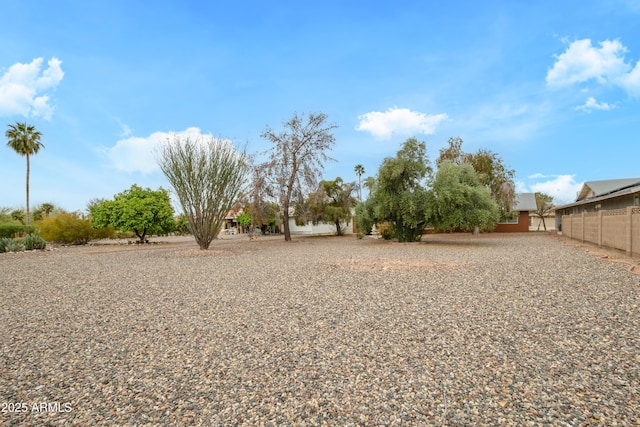 19417 N Palo Verde Dr, Sun City, AZ 85373 - view of yard featuring fence