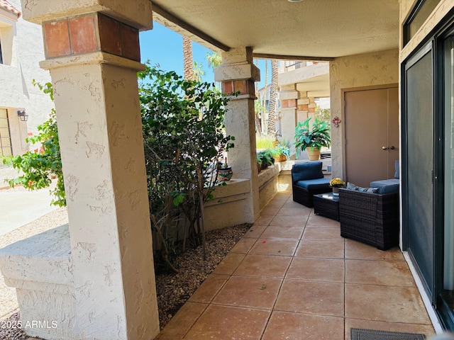 9707 E Mountain View Rd Unit 1408, Scottsdale, AZ 85258 - view of patio