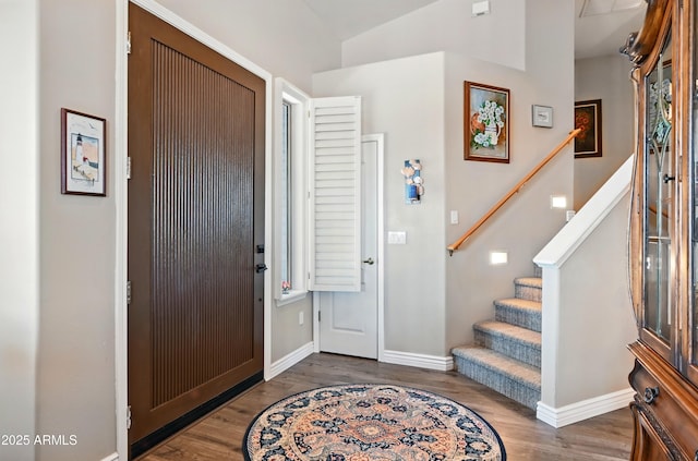 601 E Phoenix St, Payson, AZ 85541 - entrance foyer with stairs, baseboards, wood finished floors, and lofted ceiling
