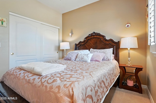 601 E Phoenix St, Payson, AZ 85541 - bedroom with baseboards, a closet, and carpet flooring