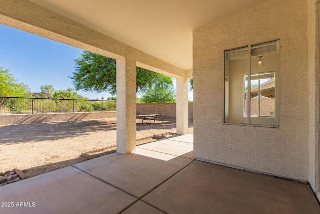 1213 W Beck Ln, Phoenix, AZ 85023 - fenced backyard featuring a patio area