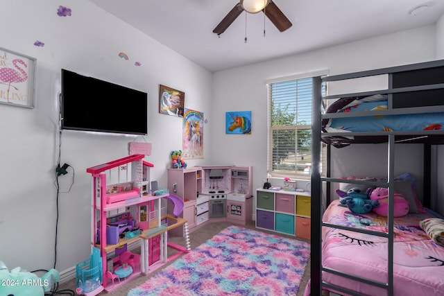 bedroom with ceiling fan