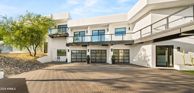 exterior space featuring a balcony