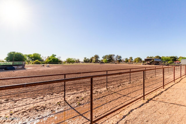 view of yard featuring a rural view