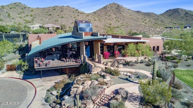 2023 W Yellowbird Ln, Phoenix, AZ 85085 - view of front facade featuring a mountain view