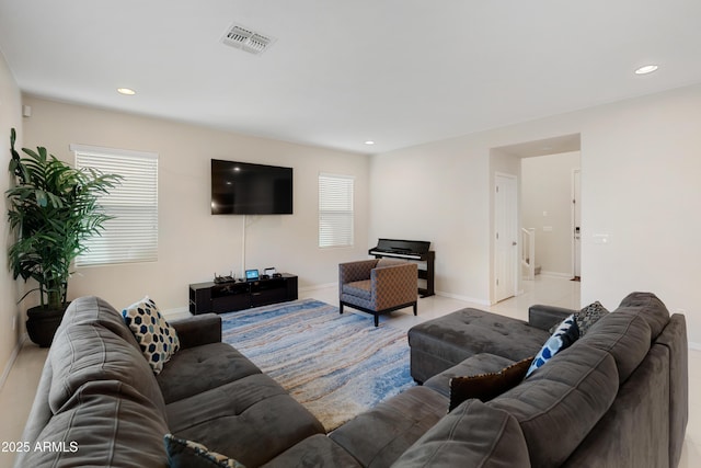 1502 E Goldcrest St, Gilbert, AZ 85297 - living area with recessed lighting and baseboards