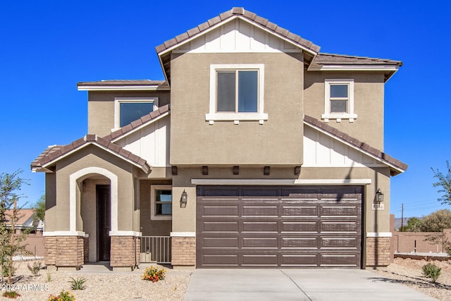 view of front of house featuring a garage