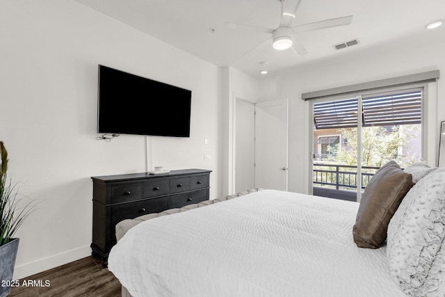 6565 E Thomas Rd Unit 1096, Scottsdale, AZ 85251 - bedroom featuring access to exterior, dark wood-style floors, baseboards, and a ceiling fan