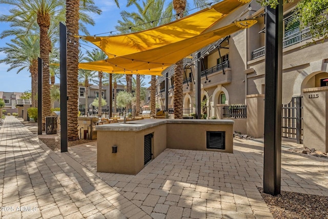 6565 E Thomas Rd Unit 1096, Scottsdale, AZ 85251 - view of patio / terrace featuring a residential view