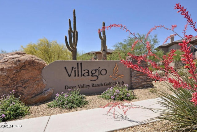 view of community / neighborhood sign