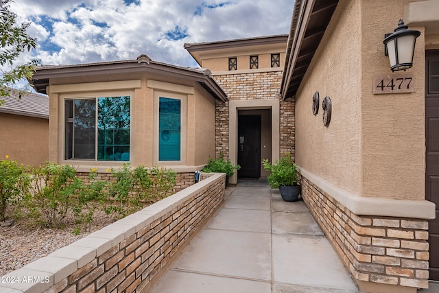 view of entrance to property