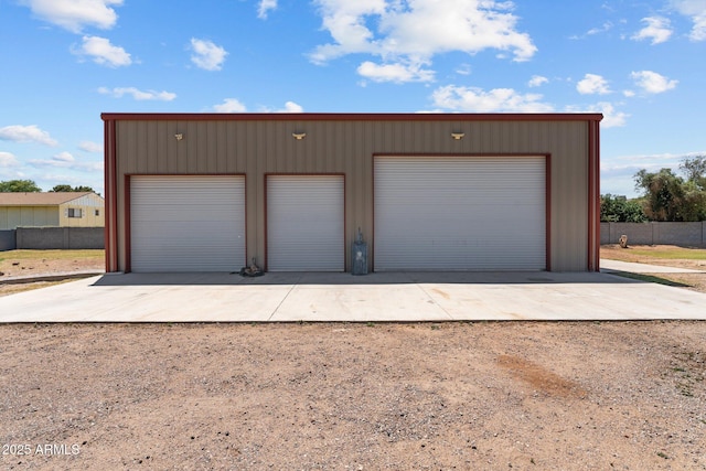 4602 W Monte Cristo Ave, Glendale, AZ 85306 - view of detached garage