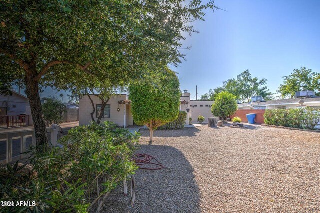 2534 N 52nd St, Phoenix, AZ 85008 - view of yard