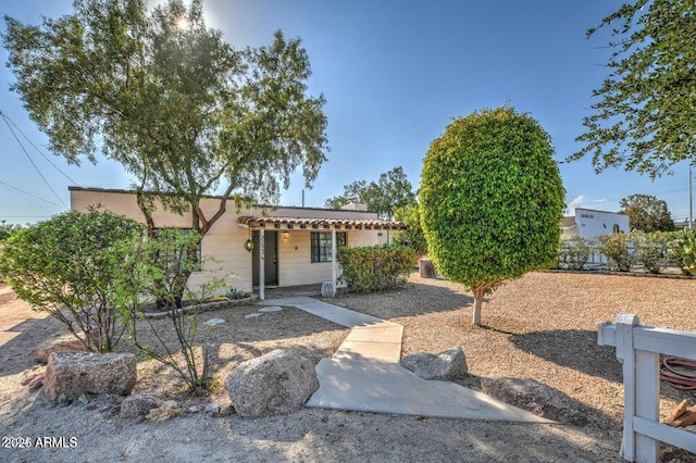 2534 N 52nd St, Phoenix, AZ 85008 - view of front of property with concrete block siding