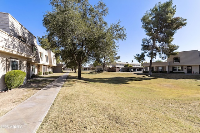 view of yard featuring a residential view