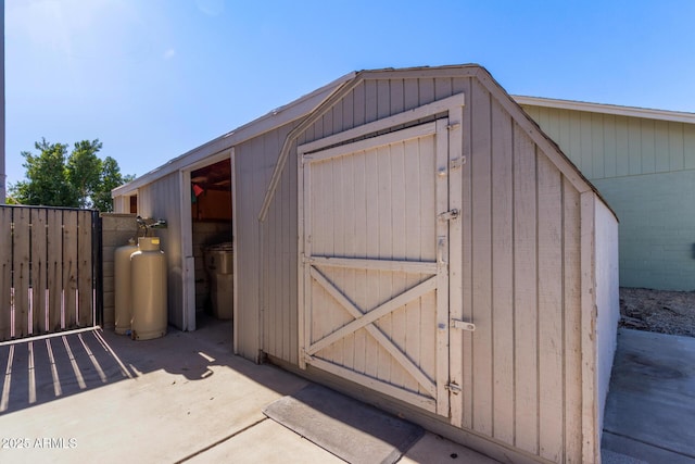 view of outbuilding