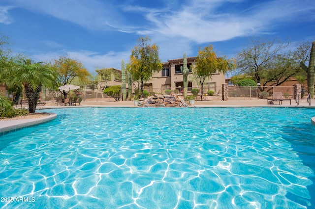 19700 N 76th St Unit 2001, Scottsdale, AZ 85255 - community pool featuring fence