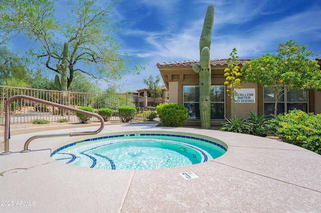 19700 N 76th St Unit 2001, Scottsdale, AZ 85255 - view of swimming pool with a hot tub and fence