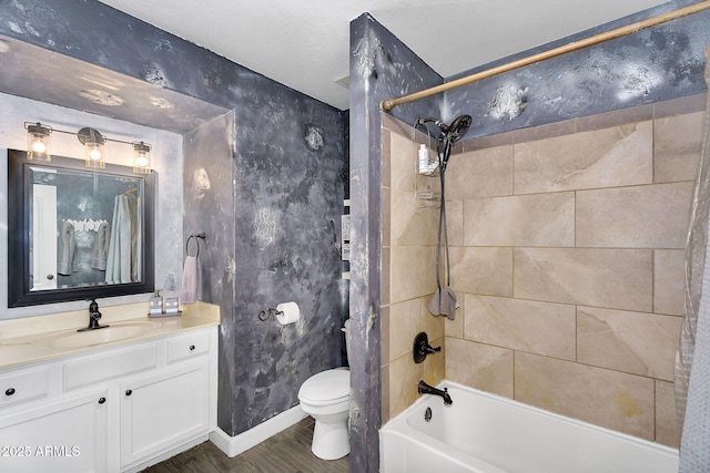 10226 W Country Club Trl, Peoria, AZ 85383 - full bath featuring toilet, shower / bath combo with shower curtain, vanity, and wood finished floors
