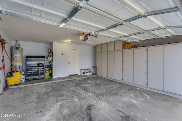 10226 W Country Club Trl, Peoria, AZ 85383 - garage with gas water heater and a garage door opener