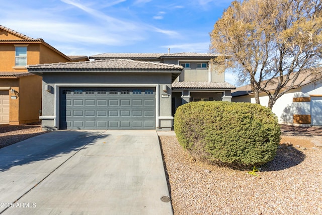 view of front facade featuring a garage